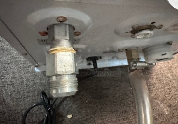 Noritz 11.1 GPM 199900 BTU 120 Volt Commercial Natural Gas Condensing Tankless Water Heater NSF Tested and Working - Image 6 of 7