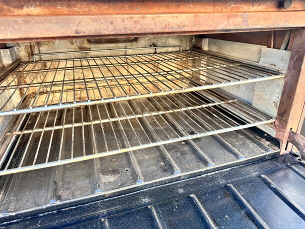 Wolf 72" Gas Stove With 36" Griddle and 6 Burner Stove With Two Ovens Tested and Working! - Image 5 of 8