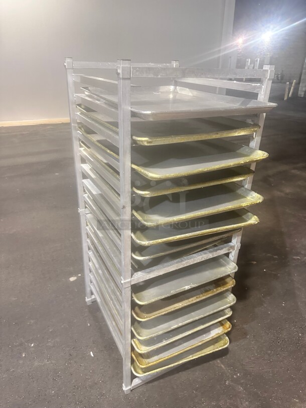 GSW USA All Welded Aluminum Half Size Bun Pan Rack 13 Pan Capacity NSF With 13 Full Sheet Pans - Image 4 of 4
