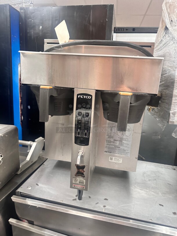 Fetco CBS-2032e Twin Automatic Coffee Brewer 208/240V, 4600-6100 W Tested and Working! - Image 3 of 7