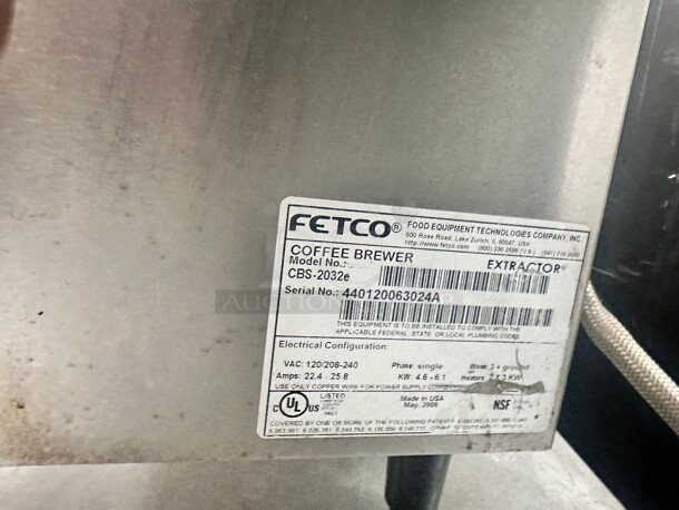 Fetco CBS-2032e Twin Automatic Coffee Brewer 208/240V, 4600-6100 W Tested and Working! - Image 4 of 7
