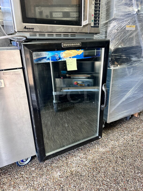 Working Hussmann Upright Counter Top Cooler 115 Volt  - Image 1 of 8