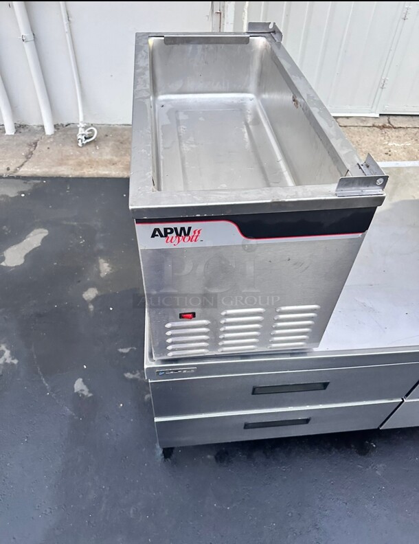 Used APW Wyott CTCW-43 Countertop Cold Food Well - 120V Tested and Working - Image 5 of 5