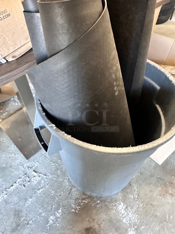 One Lot Gray Trash Container has Three Kitchen Floormat - Image 1 of 4