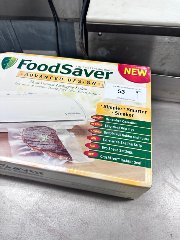 New Food Saver V2440 Vacuum Sealer Food Saver System FoodSaver With Starter Kit  - Image 6 of 8