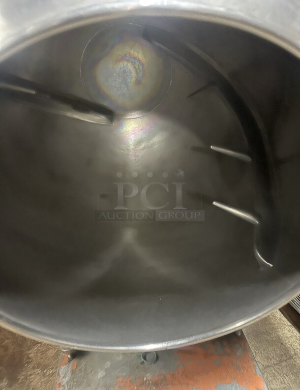 Commercial 100 Gallon Rotating Tilted Heated Kettle Gas Operated Working - Image 3 of 4
