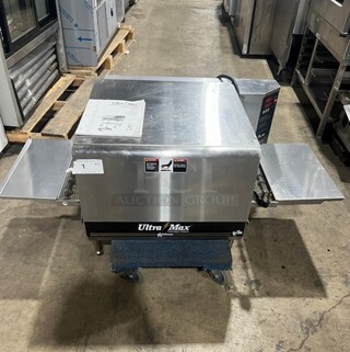 Like New Late Model! 2021 Star Ultra Max Electric Conveyor Oven! With Digital Controls! Working When Removed! MODEL UM1850A 208V 1PH