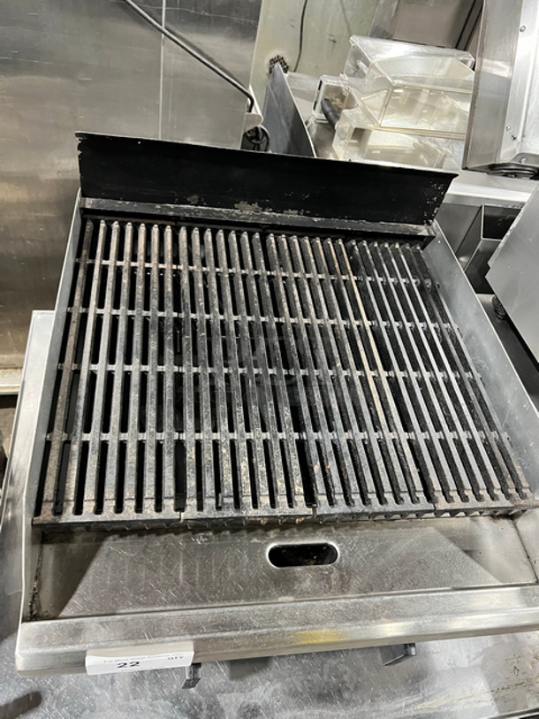 SWEET! Star Commercial Countertop Natural Gas Powered Char Grill! With Side And Back Splashes! All Stainless Steel! On Small Legs! Model: 6024CBC SN: 6L243690 - Image 4 of 8