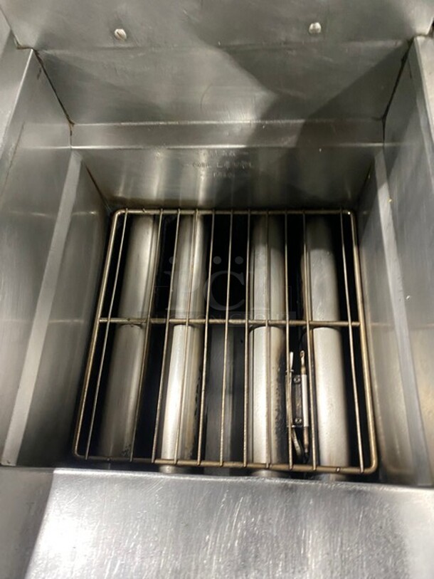 FAB! Pitco Frialator Commercial Natural Gas Powered 4 Bay Deep Fat Fryer! With Middle Fryer Basket Rack! With Oil Filter System! All Stainless Steel! On Casters! Model: SGH50 SN: G10DA010387 - Image 6 of 12