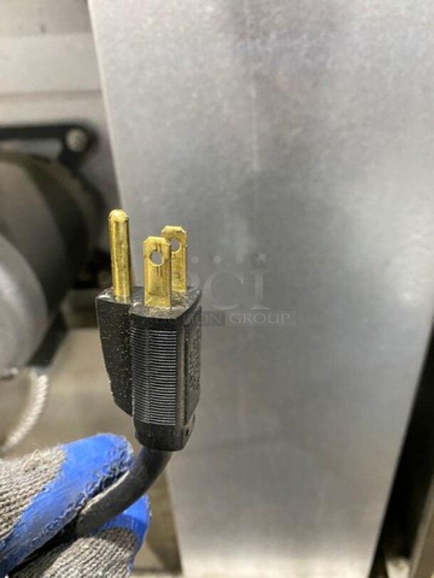 WOW! LATE MODEL! 2017 Bakers Pride LP Powered Commercial Convection Oven! With View Through Doors! With Oven Metal Racks! All Stainless Steel! On Legs! Cyclone Series! WORKING WHEN REMOVED! Model: BCO11G SN: 555111210017 - Image 11 of 12