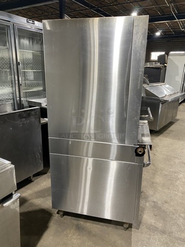 Garland Commercial Natural Gas Powered Upright Double Oven Char Broiler Grill! All Stainless Steel! - Image 3 of 9