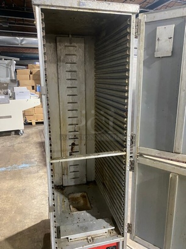 Cres Cor Commercial Heated Holding Cabinet/ Food Warmer! All Stainless Steel! On Casters! Model: 130CDD1836 SN: KJBK14846 120V 60HZ 1 Phase - Image 5 of 8