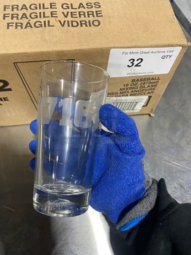 NEW! IN THE BOX! Libbey 16 OZ Baseball Mixing Glasses! - Image 6 of 8