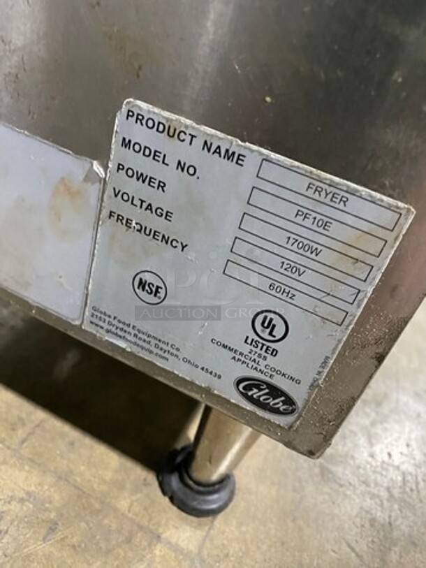 Globe Countertop Electric Powered Deep Fat Fryer! With Backsplash! All Stainless Steel! On Legs! Model: PF10E 120V - Image 7 of 8