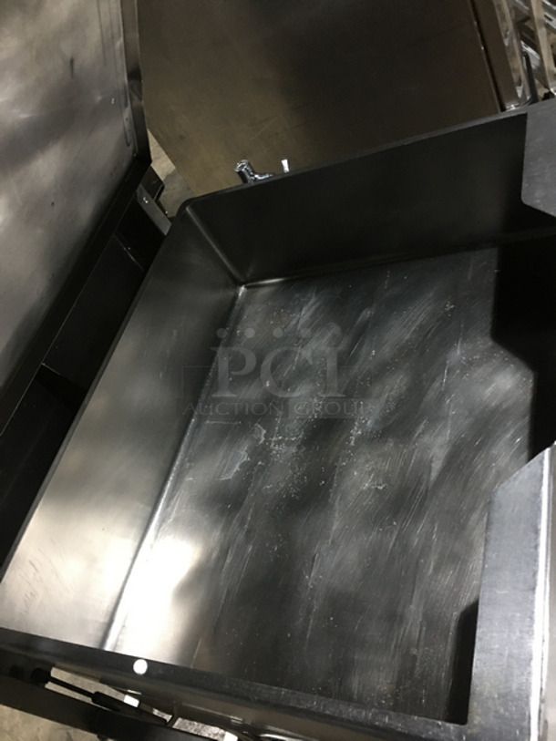FABULOUS! Market Forge Natural Gas Powered Tilt Skillet/Braising Pan! All Stainless Steel! On Legs With Casters! Working When Removed! - Image 5 of 8