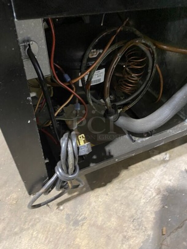 Migali Commercial Bar Back Beer Bottle Cooler! With 3 Sliding Stainless Steel Top Doors! Model: HBC95 SN: 2009020157 115V 1 Phase - Image 8 of 8