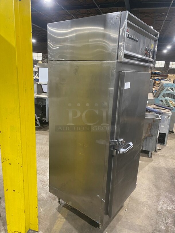 Victory Commercial Single Door Reach In Freezer! All Stainless Steel! - Image 4 of 8