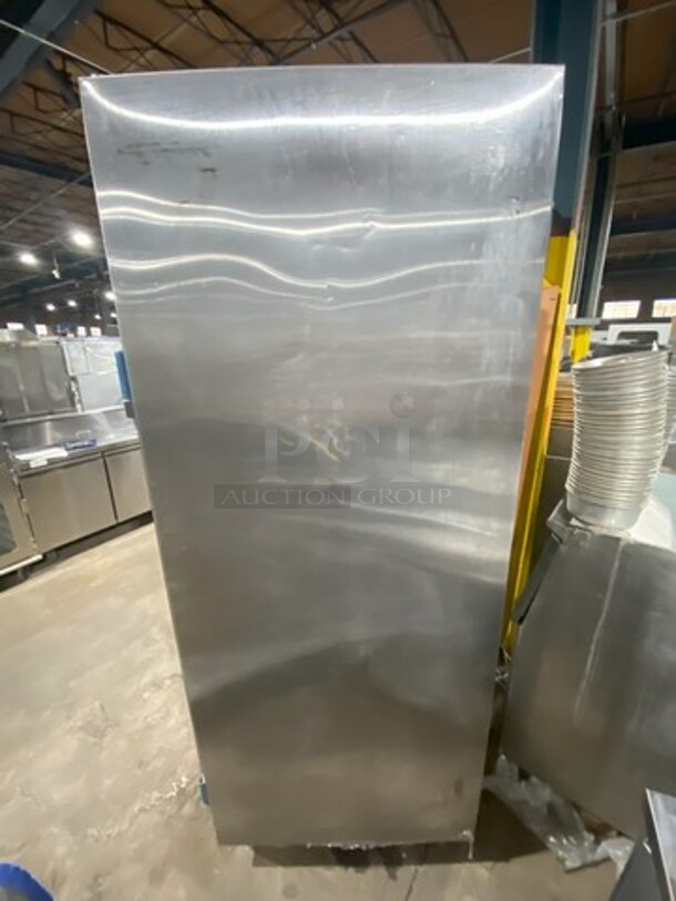 Traulsen One Door Stainless Steel Reach In Cooler! Model RLT132WUT Serial 150858! 115V 1 Phase!  - Image 7 of 10