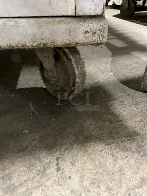 Commercial Single Door Enclosed Pan Rack! Solid Stainless Steel! On Casters! - Image 7 of 8