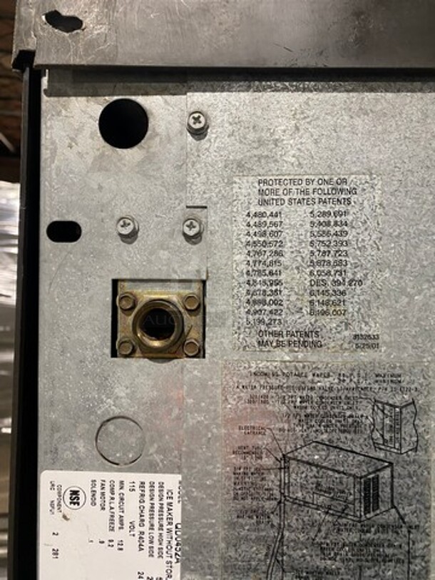 Manitowoc Commercial Ice Maker Machine! With Commercial Ice Bin! All Stainless Steel! On Legs! Model: QD0452A SN: 030964976 115V 60HZ 1 Phase - Image 7 of 7