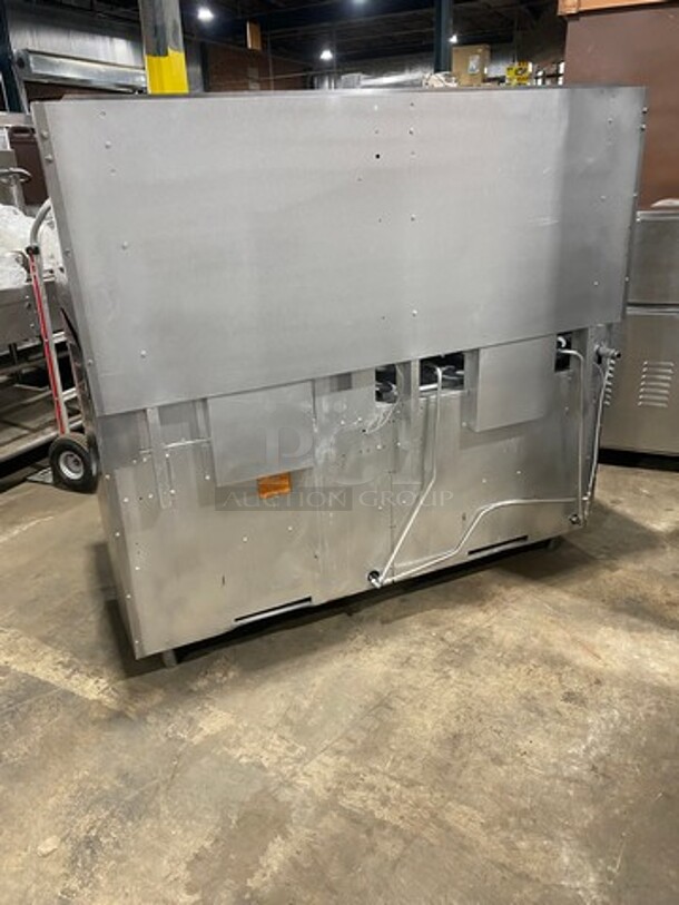 Sweet! LATE MODEL! Vulcan Commercial Natural Gas Powered 6 Burner Stove! With Right Side Flat Griddle & Cheese Melter Combo! Griddle Has Side Splashes! With Raised Back Splash! With 2 Oven Underneath! All Stainless Steel! Working When Removed! - Image 4 of 12