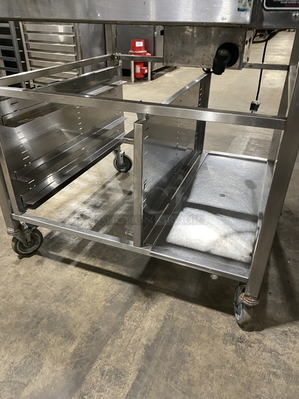 Sweet! BLODGETT Commercial Natural Gas Convection Oven W/ View Through Doors And Metal Oven Racks! On Legs! Model 100G/AA Serial 102811KJ013S 115V/60Hz/1 Phase
 - Image 8 of 11