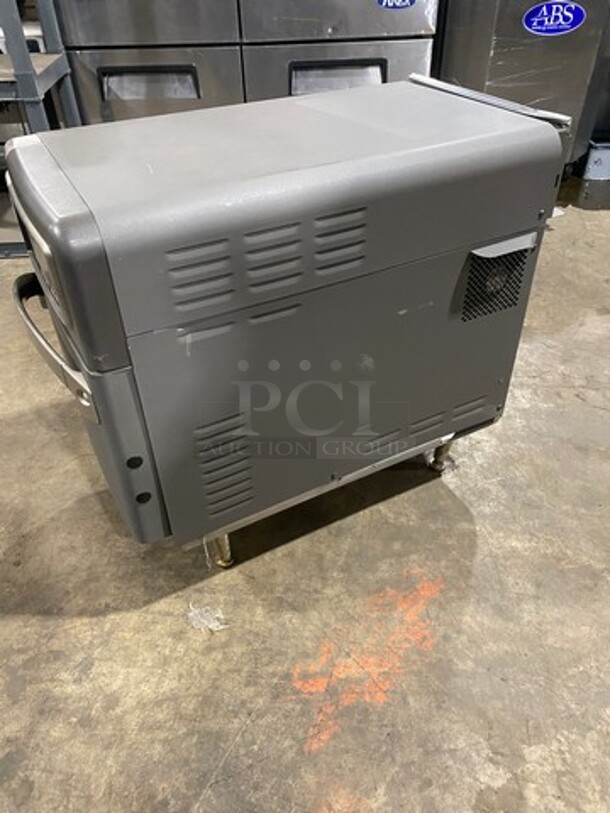 LATE MODEL! 2017 Turbo Chef Commercial Countertop Rapid Cook Oven! On Small Legs! Model: NGO SN: NGOD34498 208/240V 60HZ 1 Phase - Image 3 of 8