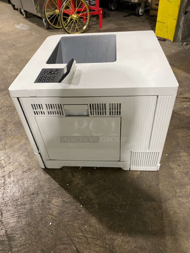 IN THE BOX! 2015 HP Countertop Scanner/Copier/Printer! Model: BOISB-1406-02 SN: CNBCH5S0M7 - Image 3 of 8