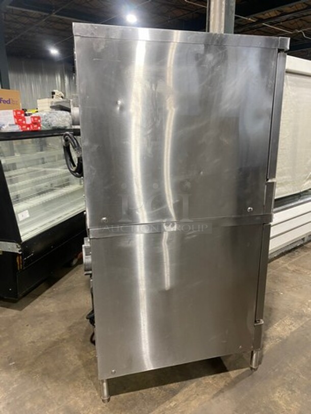 NICE! Blodgett Commercial Electric Powered Double Deck Convection Oven! With View Through And Solid Doors! Metal Oven Racks! All Stainless Steel! On Legs! 2x Your Bid Makes One Unit! SN: 121813XF081T - Image 2 of 11