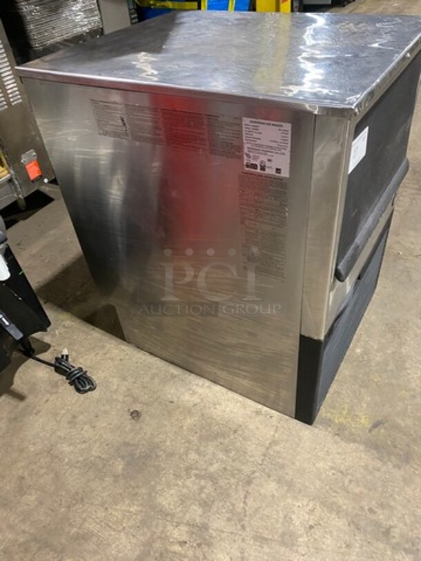 Hoshizaki Commercial Undercounter Ice Maker Machine! All Stainless Steel! Model: KM151BAH SN: E04186G 115V 60HZ 1 Phase - Image 2 of 7