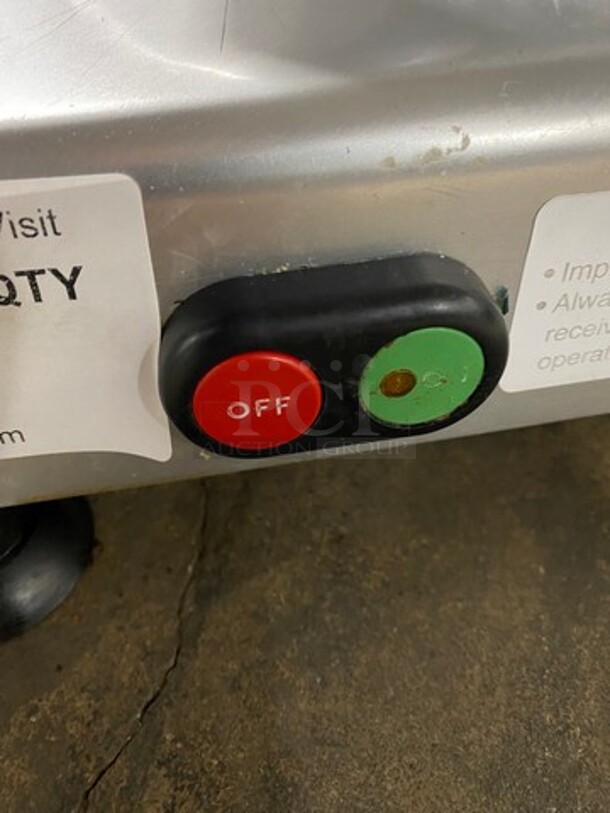 NICE! Berkel Commercial Countertop Deli/Meat Slicer! All Stainless Steel! Model: 827APLUS SN: EN1050111 115V 60HZ 1 Phase - Image 9 of 11