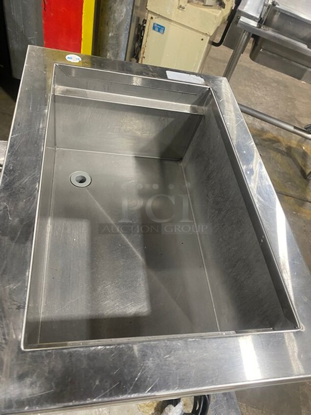 Delfield Commercial Drop In Cold Pan! Solid Stainless Steel! Model: N8118B SN:1207150002501 115V 1PH - Image 5 of 9