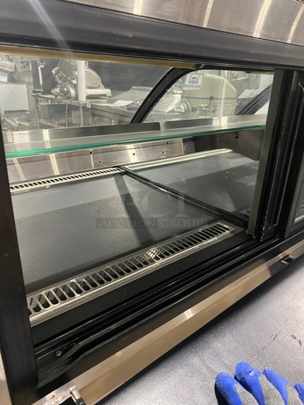 CSC Starbucks Style Commercial Self-Serve Merchandiser! Model SBBR-DG427S4 SN:2057667 120V 1PH! No Compressor! - Image 5 of 9