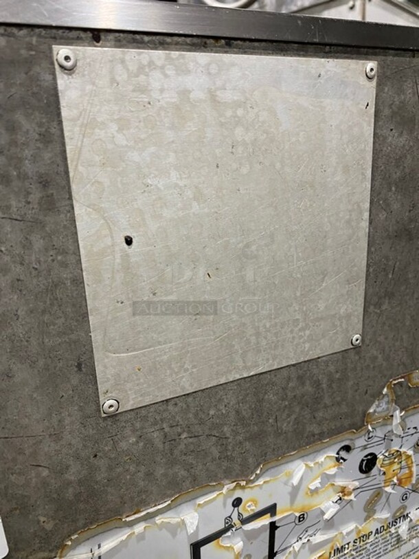 Henny Penny Commercial Electric Powered Pressure Fryer! All Stainless Steel! On Casters! Model: 500 - Image 10 of 11