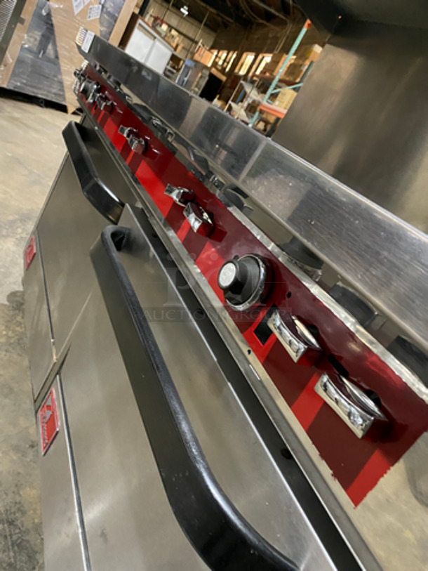 MUST HAVE! Southbend Commercial Natural Gas Powered 10 Burner Stove! With 2 Full Size Ovens Underneath! With Backsplash & Overhead Salamander Shelf! All Stainless Steel! On Casters! - Image 8 of 8