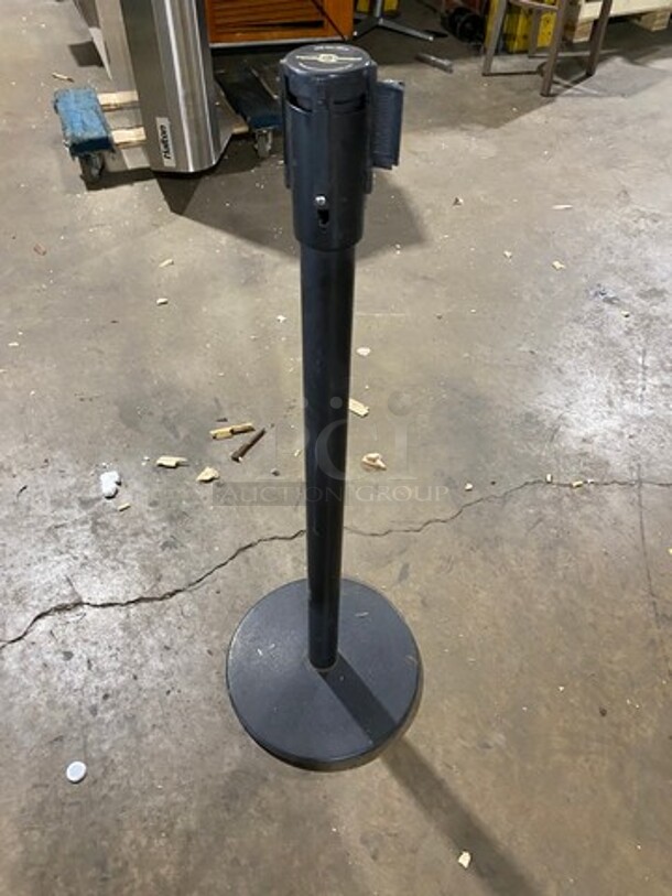 ALL ONE MONEY! Tensabarrier Retractable Belt Barrier! 1 Set of 6 Barriers! - Image 1 of 5