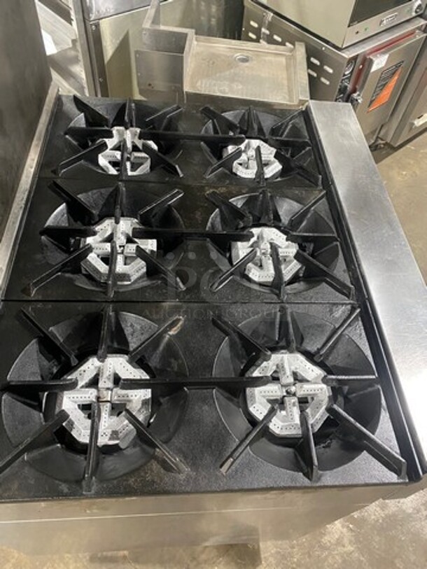 Sunfire Commercial Natural Gas Powered 6 Burner Stove! With Raised Back Splash! With Oven Underneath! All Stainless Steel! Model SX626 Serial 0706100169977! On Legs!
 - Image 5 of 10
