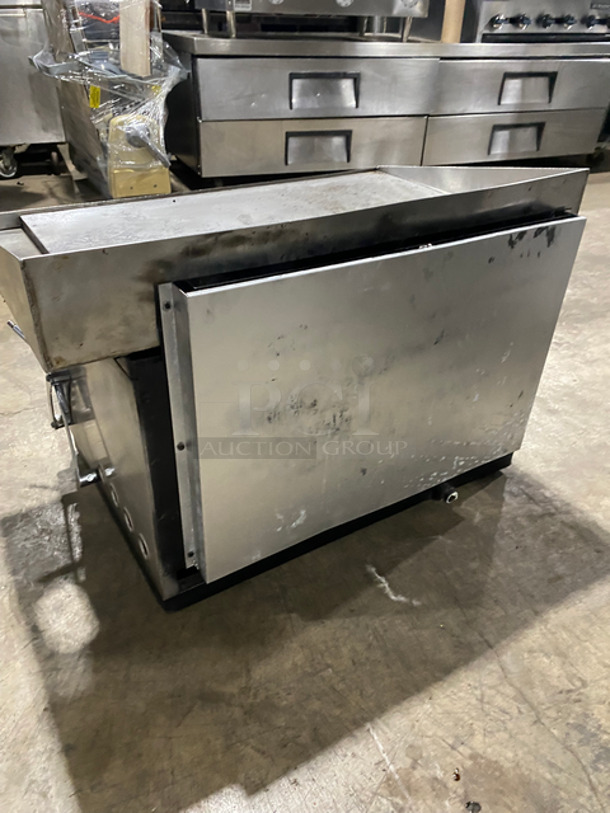 NICE! Commercial Natural Gas Powered Flat Griddle! With Salamander Underneath! With Side And Back Splashes! All Stainless Steel! - Image 4 of 9