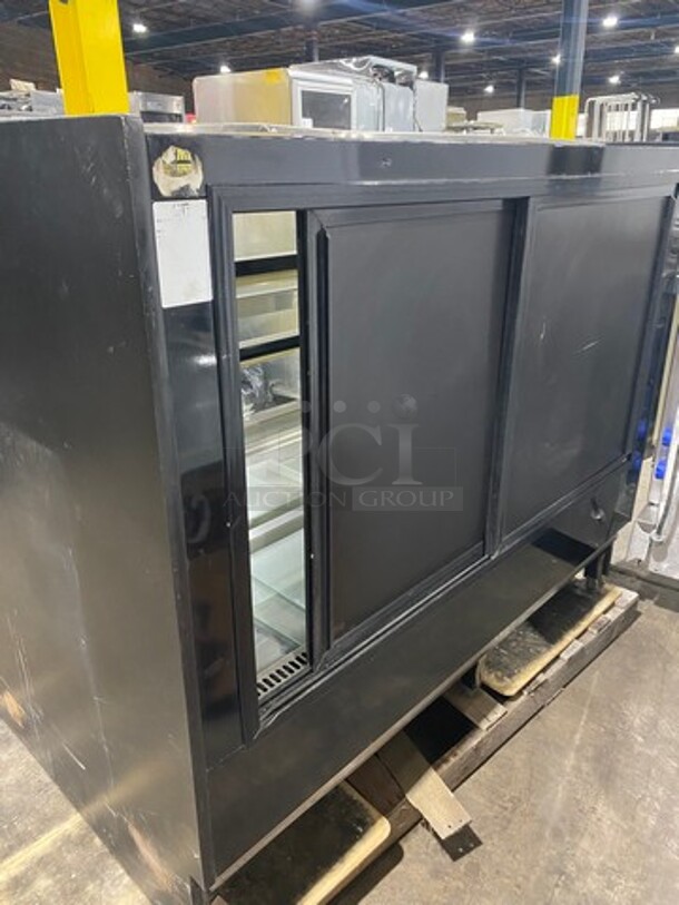 Columbus Commercial Dry Display Case Merchandiser! With Curved Front Glass! With Rear Access Doors! - Image 3 of 8
