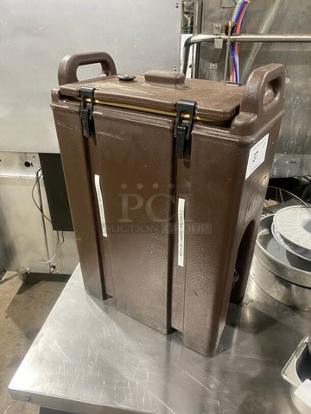 Cambro Insulated Beverage Dispenser/ Holder! With Side Handles! With Lid! - Image 3 of 6