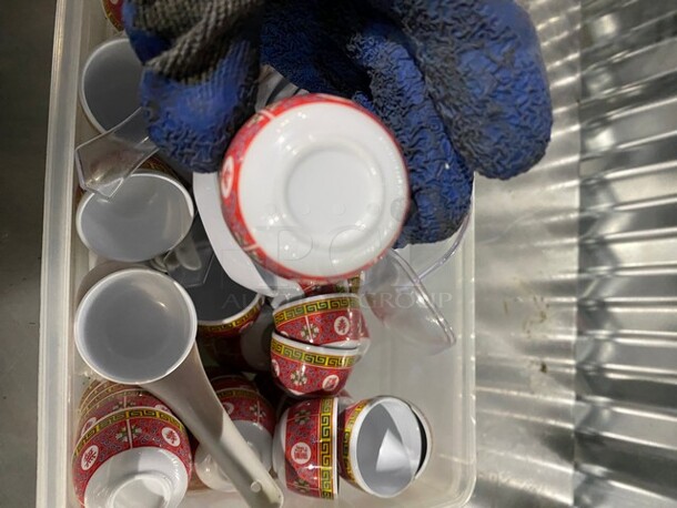 ALL ONE MONEY! Double Storage Bin!
Assorted Serving Spoons! Coffee/Tea Cups! - Image 5 of 6