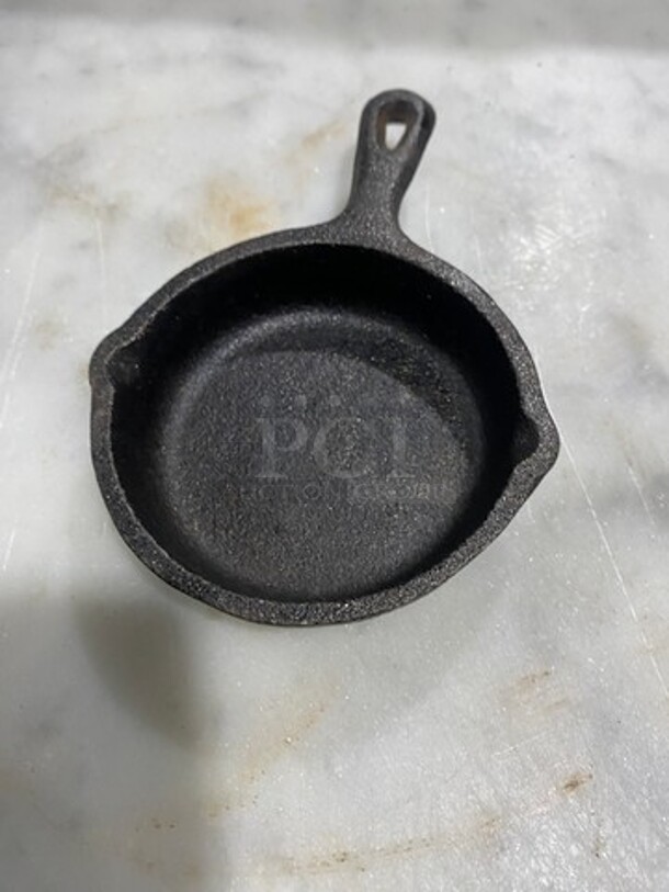 ALL ONE MONEY! Valor Mini Round Cast Iron Skillet! - Image 7 of 7