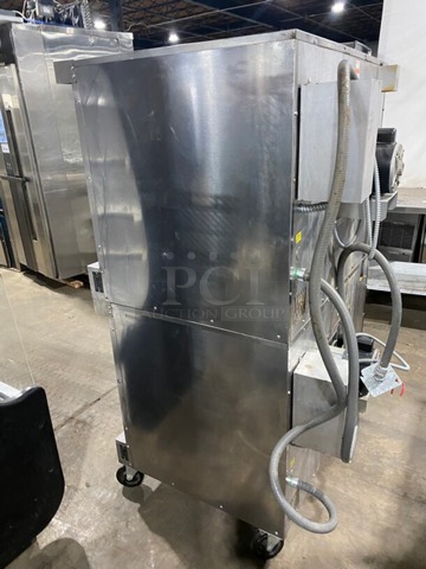 NICE! Vulcan Commercial Electric Powered Double Deck Convection Oven! With View Through Doors! Metal Oven Racks! All Stainless Steel! On Casters! 2x Your Bid Makes One Unit! Model: VC4ED SN: 481871349 480V 60HZ 1/3 Phase - Image 4 of 10