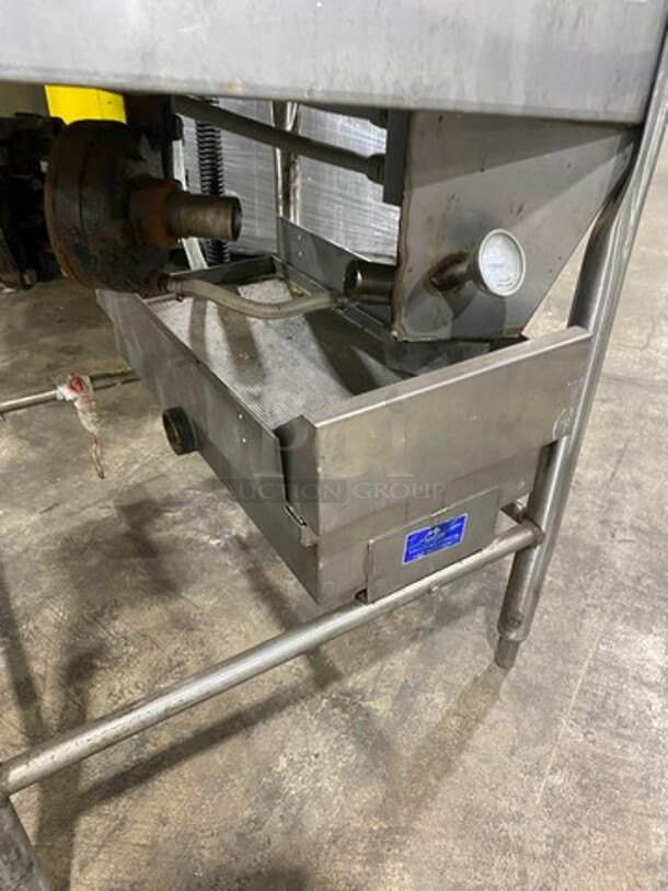 Jackson Ecolab Commercial Pass-Through Dishwasher Machine! All Stainless Steel! On Legs! Model: ES200 SN: 06F205573 115V 60HZ 1 Phase - Image 9 of 10