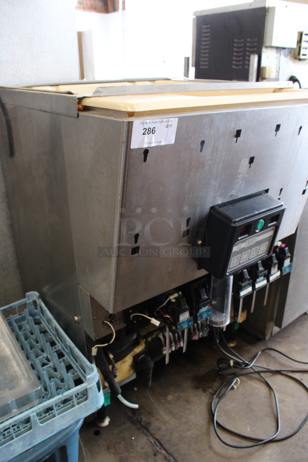 Stainless Steel Commercial Countertop 8 Flavor Carbonated Beverage Machine. 115 Volts, 1 Phase. 30x34x44