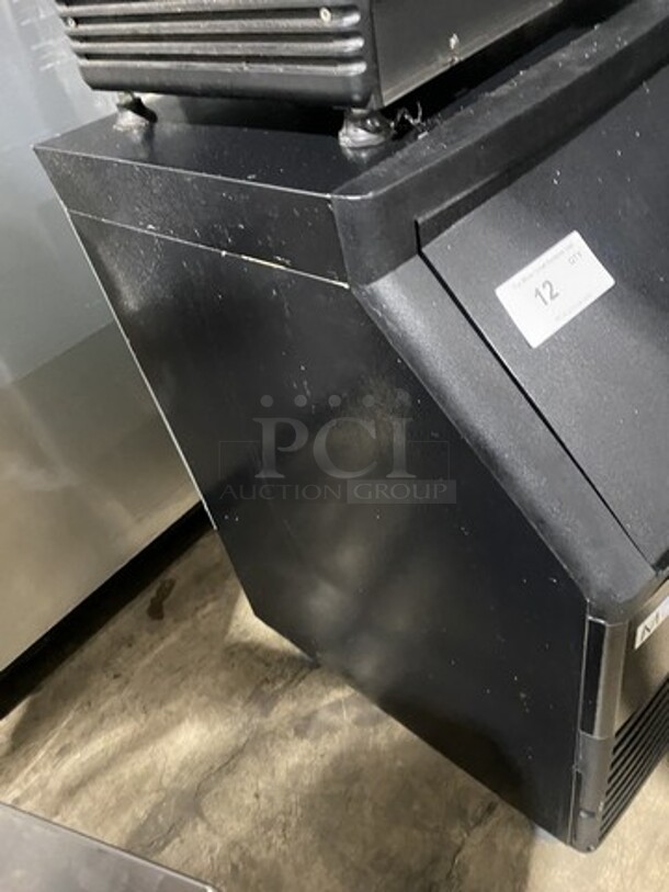 2022 LATE MODEL! Motak Commercial Under The Counter Ice Machine! Model PKU0155FA Serial 310653233! 115V 1 Phase! On Legs!  - Image 2 of 7