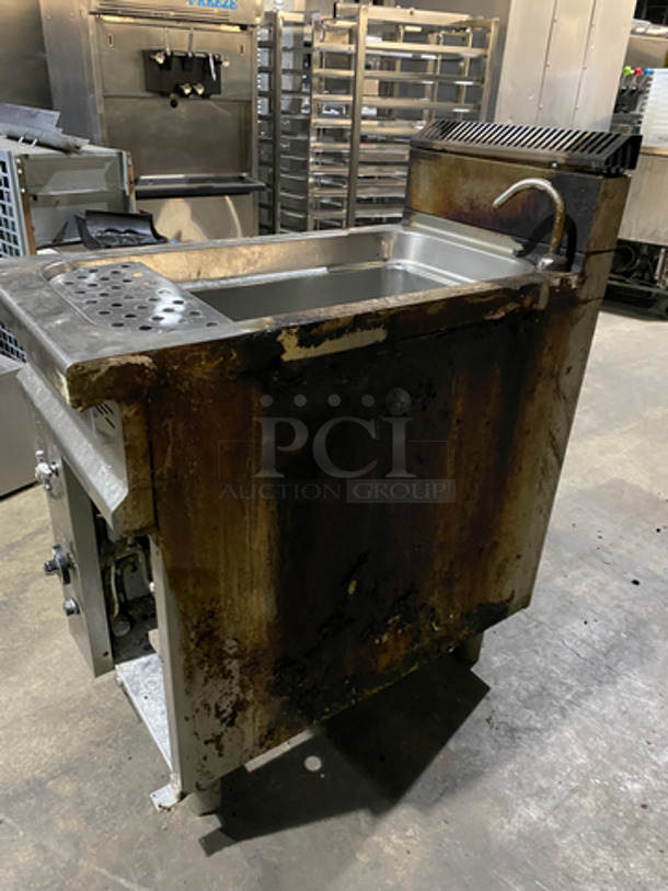 Commercial Gas Powered Pasta Cooker! All Stainless Steel! On Legs! - Image 2 of 9