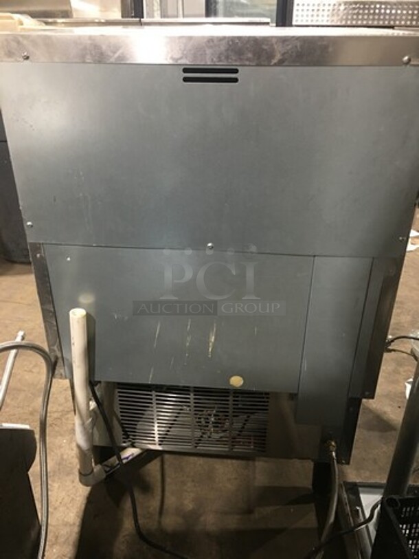 LATE MODEL! 2018 Hoshizaki Commercial Undercounter Ice Maker Machine! On Legs! WORKING WHEN REMOVED! Model: KM115BAJ SN: H00138E 115V 60HZ 1 Phase - Image 3 of 10