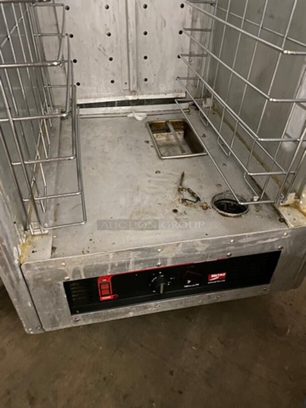Metro Commercial Heated Holding Cabinet/ Food Warmer! All Stainless Steel! On Casters! Model: C199HM2000 120V - Image 6 of 8
