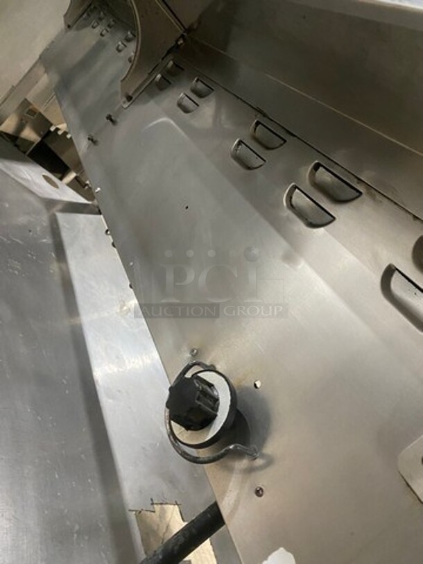 All Stainless Steel 5 Well Natural Gas Powered Steam Table! On Legs!  - Image 8 of 9